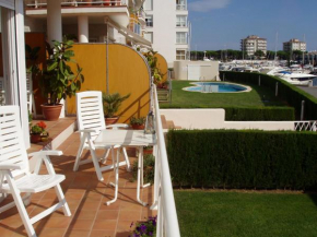 Отель Blue  Castell-Platja d’Aro